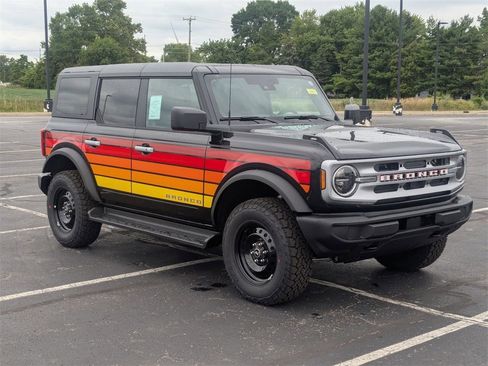 New 2025 Ford Bronco Big Bend w/ Free Wheeling Package image 28