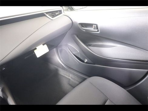 Used 2026 Toyota Corolla LE w/ LE Premium Package image 21