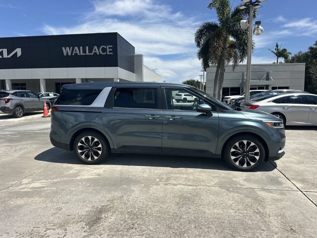 Certified 2024 Kia Carnival EX FWD image 5