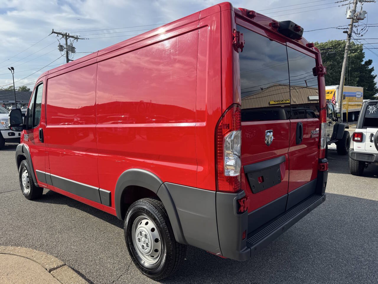 Used 2018 RAM ProMaster 1500 w/ Premium Appearance Group FWD image 7