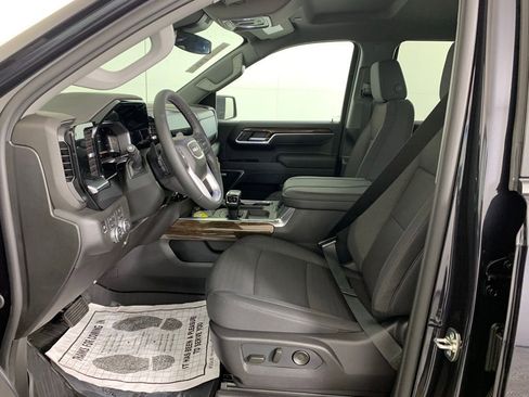 New 2026 GMC Sierra 1500 Elevation image 7