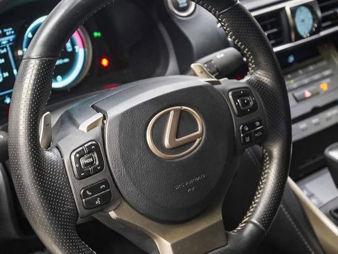 Used 2019 Lexus IS 300 F Sport image 21