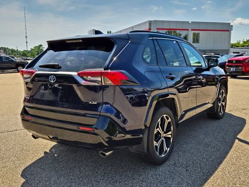 Used 2023 Toyota RAV4 XSE w/ Weather Package AWD/4WD image 6