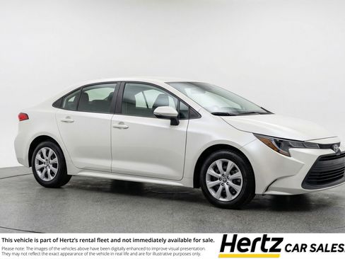 Used 2025 Toyota Corolla LE FWD image 1