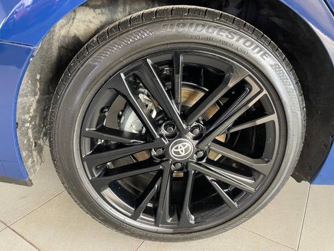 Used 2025 Toyota Camry SE image 12