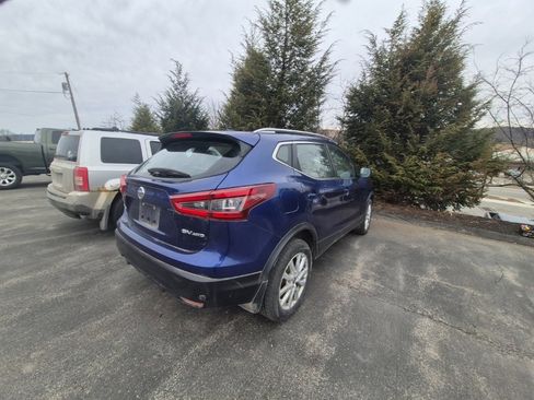 Used 2020 Nissan Rogue Sport SV image 7