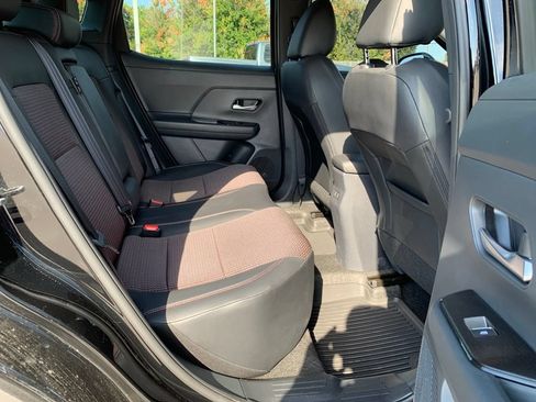 Certified 2026 Nissan Kicks SR FWD image 11