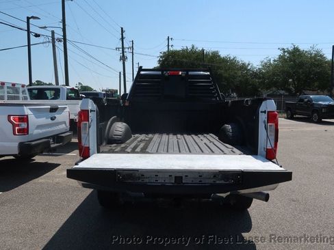 Used 2019 Ford F250 XL w/ Power Equipment Group AWD/4WD image 18