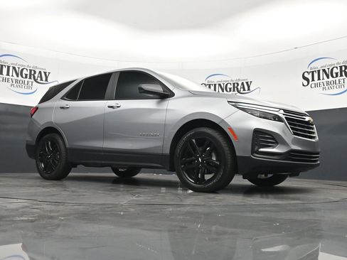 Used 2024 Chevrolet Equinox LS w/ LS Convenience Package FWD image 26