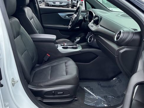 Used 2019 Chevrolet Blazer LT w/ Sun and Wheels Package AWD/4WD image 6