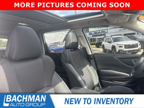 Used 2019 Subaru Forester Premium AWD/4WD image 5