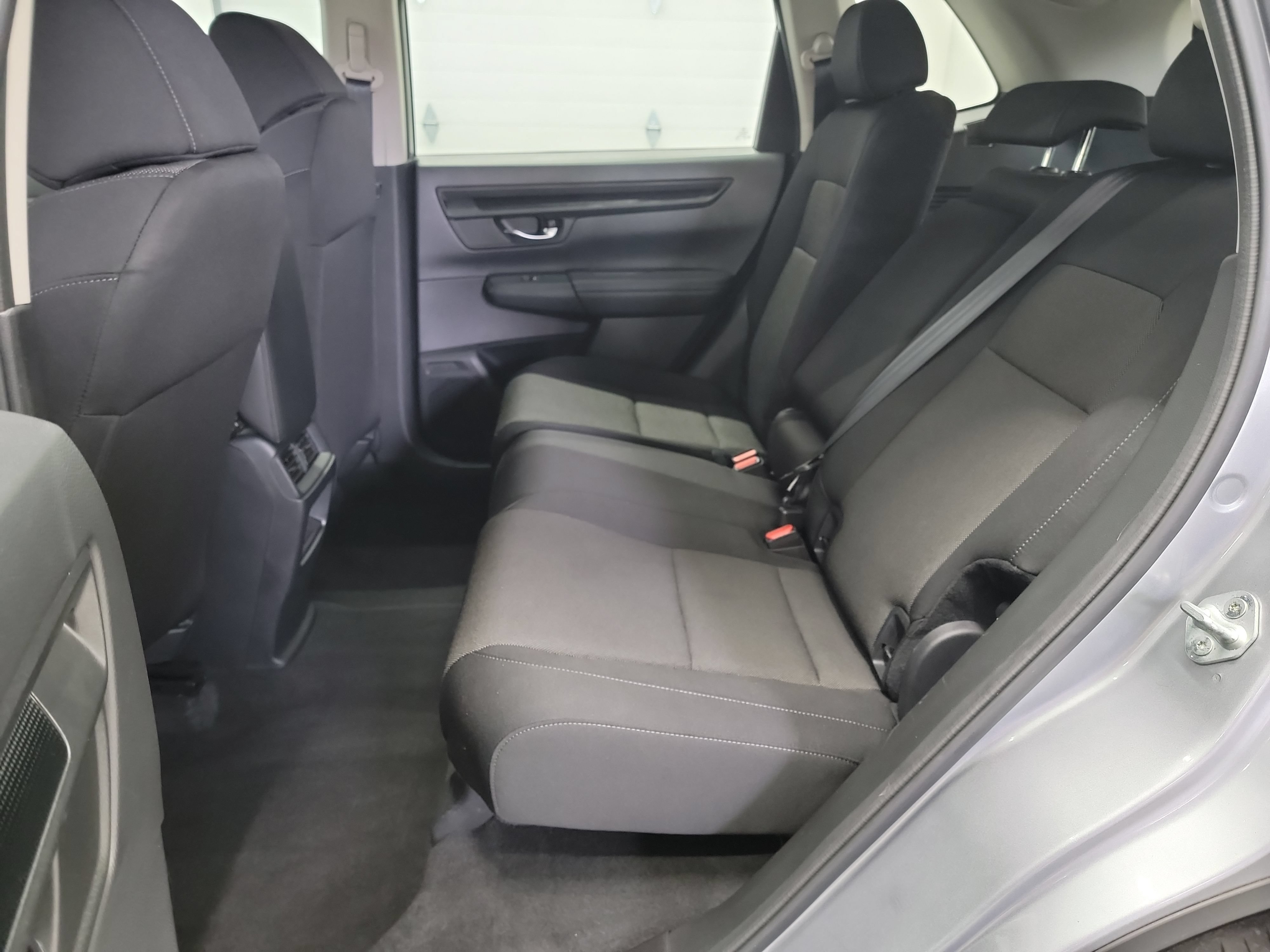 Used 2024 Honda CR-V LX image 27