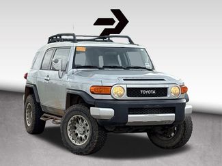 Used 2008 Toyota FJ Cruiser 4WD video 1