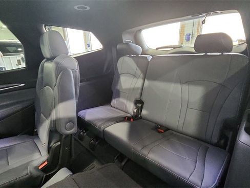 Used 2024 Buick Enclave Essence w/ Experience Buick Package image 28