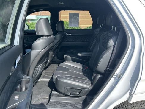 Used 2021 Hyundai Palisade Calligraphy image 6
