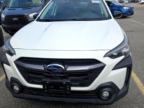 Used 2024 Subaru Outback Premium image 10