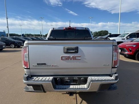 Used 2018 GMC Canyon SLE w/ SLE Convenience Package RWD image 4