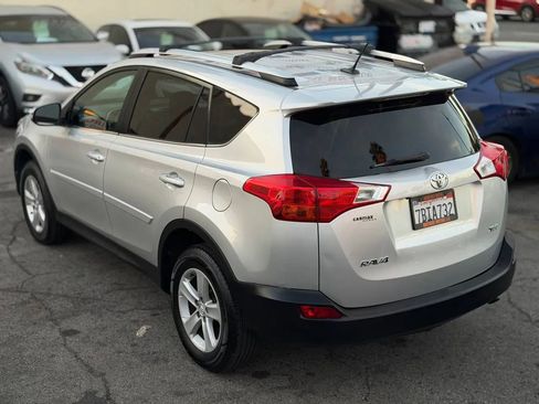 Used 2013 Toyota RAV4 XLE image 10