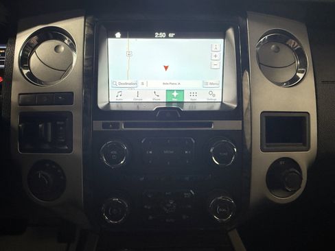 Used 2016 Ford Expedition Limited image 35