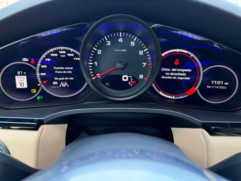 Certified 2023 Porsche Cayenne AWD/4WD image 20