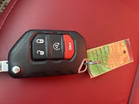 Used 2024 Jeep Wrangler Rubicon 392 image 31