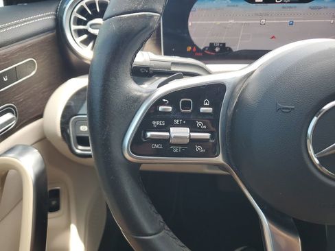 Used 2020 Mercedes-Benz CLA 250 image 21