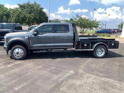 New 2025 Ford F450 Lariat image 5