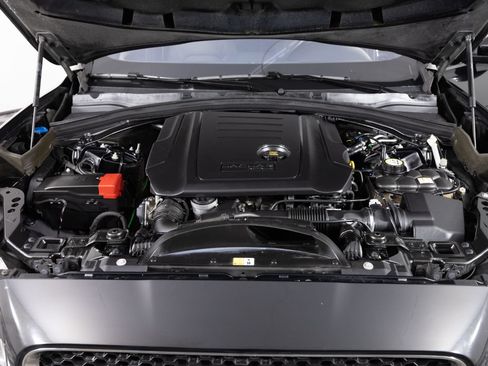 Used 2018 Jaguar F-PACE Premium AWD/4WD image 42