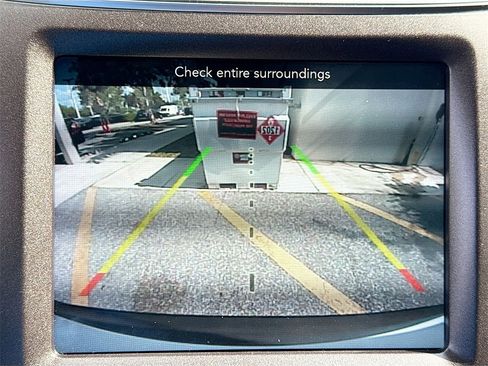 Used 2022 Jeep Cherokee Trailhawk w/ Trailer Tow Group image 15