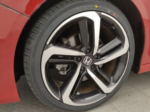 Used 2019 Honda Accord Sport image 31