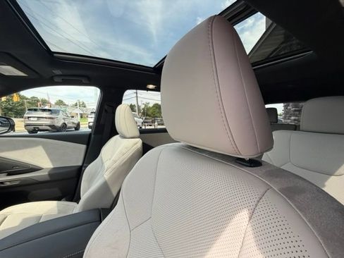 Used 2025 Lexus TX 350 AWD w/ Technology Package image 33