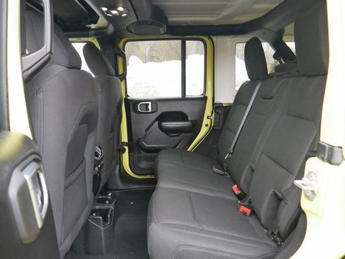 Used 2022 Jeep Wrangler Unlimited Sport image 16