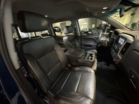 Used 2018 GMC Sierra 1500 SLT w/ SLT Premium Package image 27