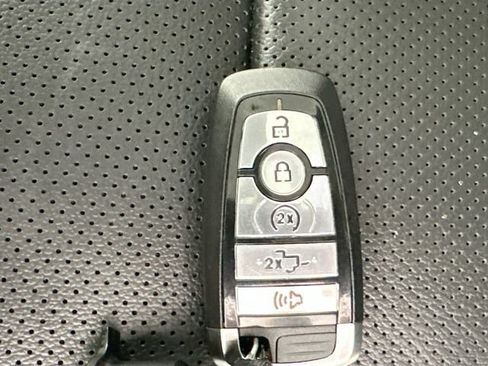 Used 2023 Ford F150 Lariat w/ Equipment Group 502A High AWD/4WD image 30