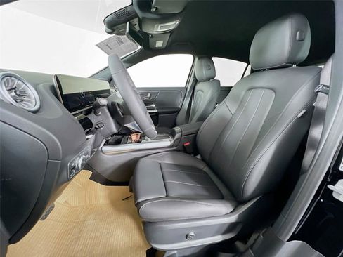 Used 2025 Mercedes-Benz GLA 250 GLA 250 image 18