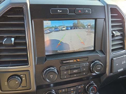 Used 2019 Ford F150 XLT w/ Equipment Group 302A Luxury RWD image 19
