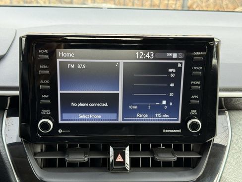 Used 2022 Toyota Corolla LE image 15