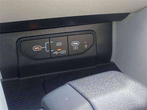 New 2026 Kia Sportage EX image 19