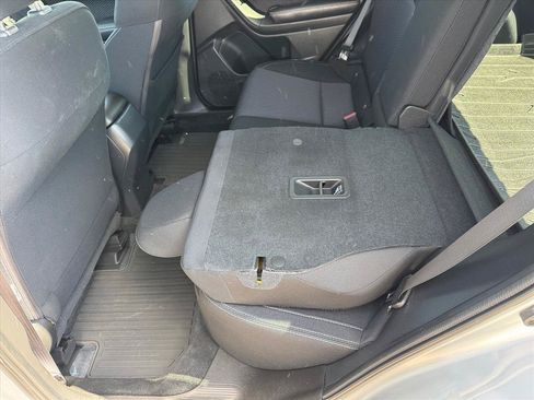 Used 2018 Subaru Forester 2.5i Premium w/ All-Weather Package AWD/4WD image 10