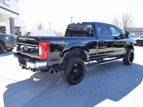 Used 2018 Ford F350 Lariat AWD/4WD image 6