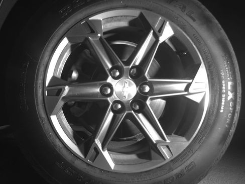 Used 2025 Chevrolet Blazer LT FWD image 12