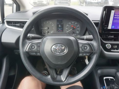 Used 2024 Toyota Corolla LE FWD image 3