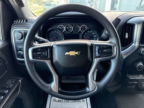 Used 2022 Chevrolet Silverado 2500 LT image 14