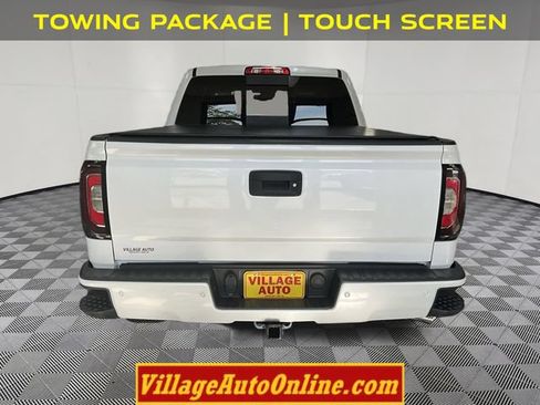 Used 2018 GMC Sierra 1500 Denali w/ Denali Ultimate Package AWD/4WD image 3