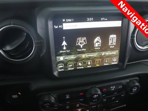 Used 2021 Jeep Wrangler Unlimited Sahara w/ Uconnect 4C Nav & Sound Group image 4