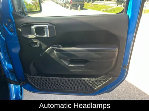 Used 2024 Jeep Wrangler Unlimited Sport AWD/4WD image 14