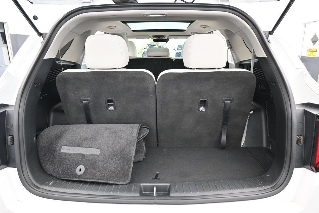 Used 2024 Kia Sorento S w/ Panoramic Sunroof Package FWD image 39