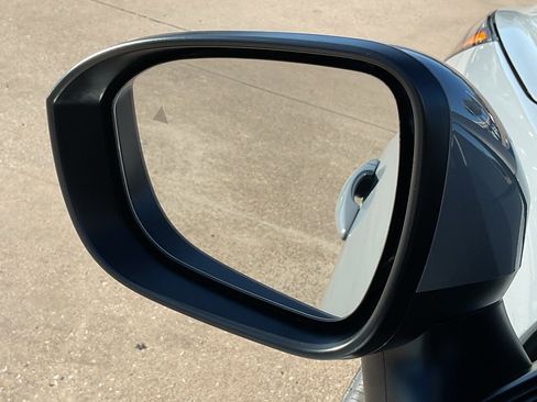 New 2026 Nissan Rogue SV image 10