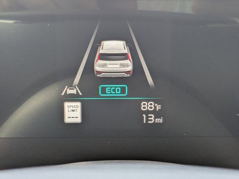 New 2025 Kia Niro SX image 34