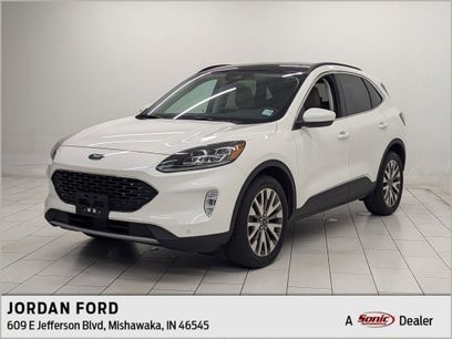 Used 2022 Ford Escape Titanium w/ Class II Trailer Tow Package